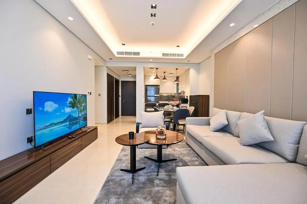 Stunning 2 Bdr Luxury Business Bay Apartment Dubai