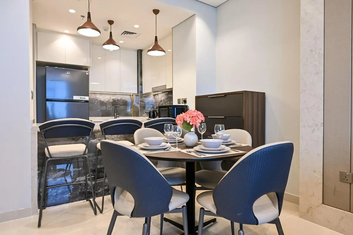 Stunning 2 Bdr Luxury Business Bay Apartment Dubai