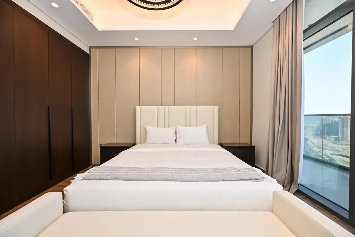 Stunning 2 Bdr Luxury Business Bay Apartment Dubai