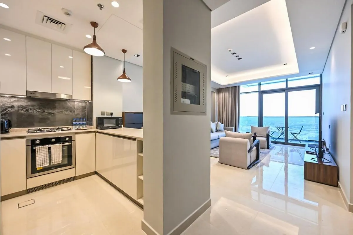 Stunning 2 Bdr Luxury Business Bay Apartment Dubai