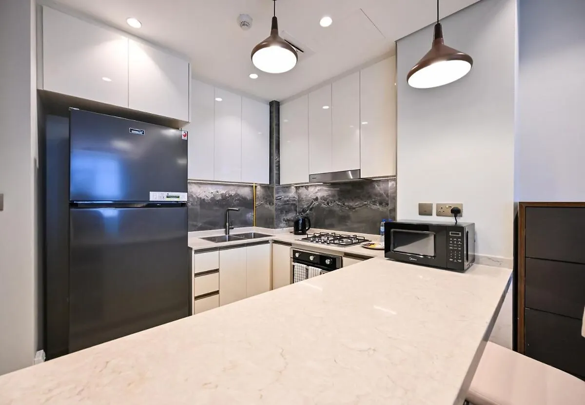 Stunning 2 Bdr Luxury Business Bay Apartment Dubai